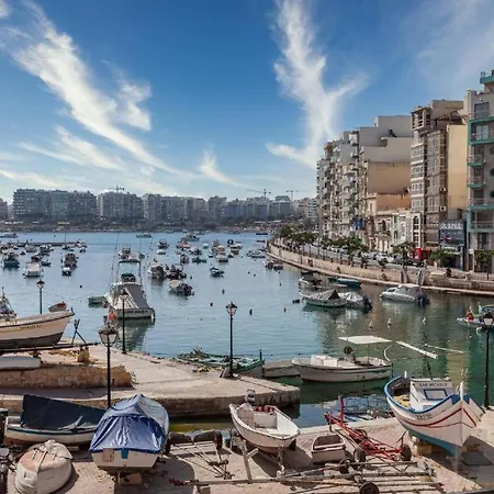 A Fully Equipped 3br With Lovely Views & Wifi Saint Julian's