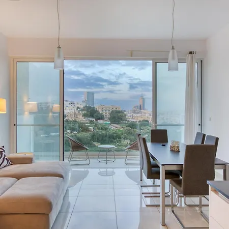 Appartement A Fully Equipped 3br With Lovely Views & Wifi *