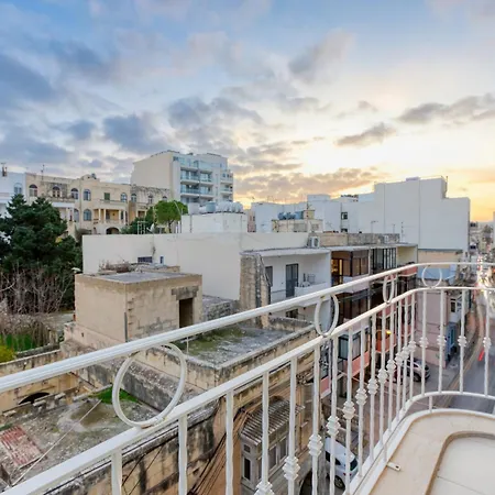 A Fully Equipped 3br With Lovely Views & Wifi Saint Julian's
